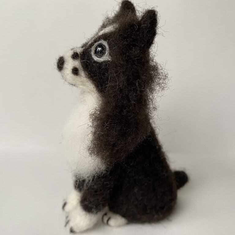 "Bindi" (side view), needle felted wool and glass, 4 x 2 x 3 inches, 2021 (Private Collection)